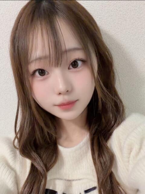 もこ 舐めたくてグループ～君とサプライズ学園～越谷校（デリヘル）