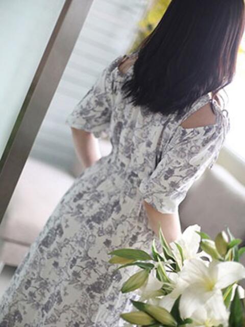 涼川(すずかわ) 人妻出逢い会 百合の園 山の手本店（人妻系デリヘル）