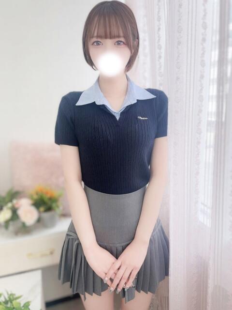 みなみ 高級オナクラ　ひよこクラブ（オナクラ・手コキ）