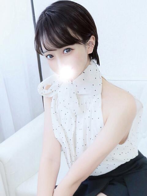 ゆり 高級オナクラ　ひよこクラブ（オナクラ・手コキ）