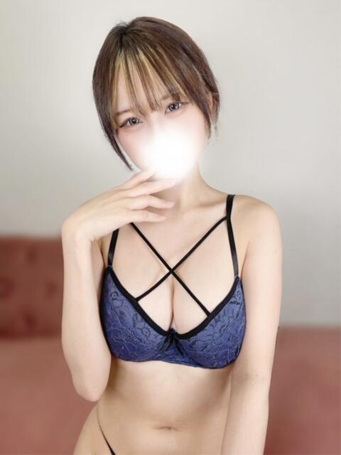 まや（激かわ！現役ヘアメイク！ ハニービー（Honey Bee）（デリヘル）