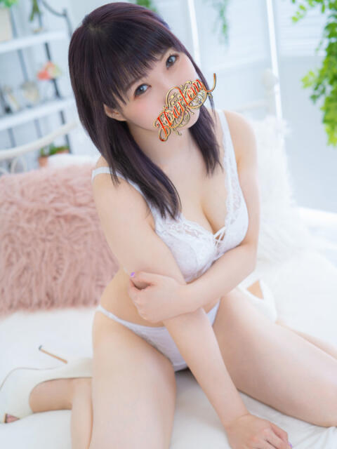 山瀬えま 池袋3P複数プレイ専門店 ハーレム（ホテヘル＆デリヘル）