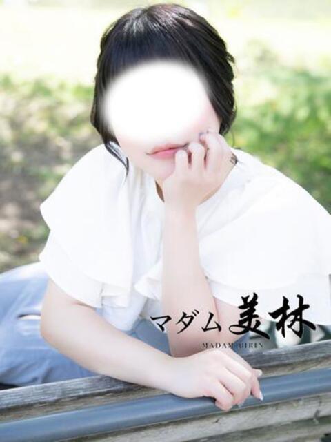 月城　なな マダム美林　札幌店（人妻ヘルス）