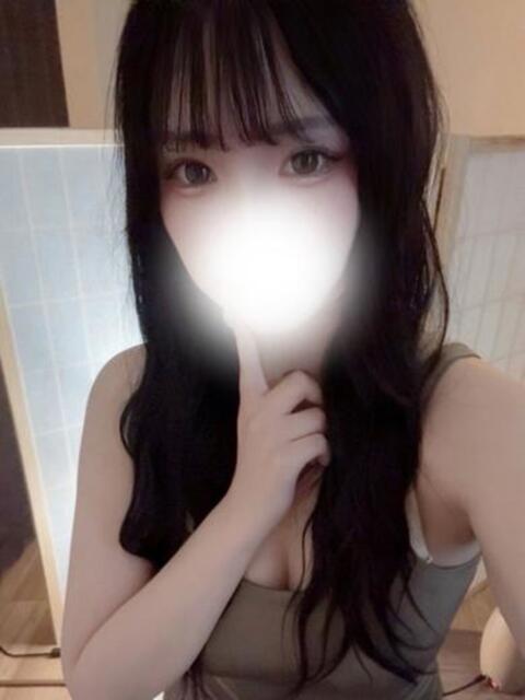 Gカップ素人美女どMゆまちゃん ロイヤル　アテンダー（デリヘル）