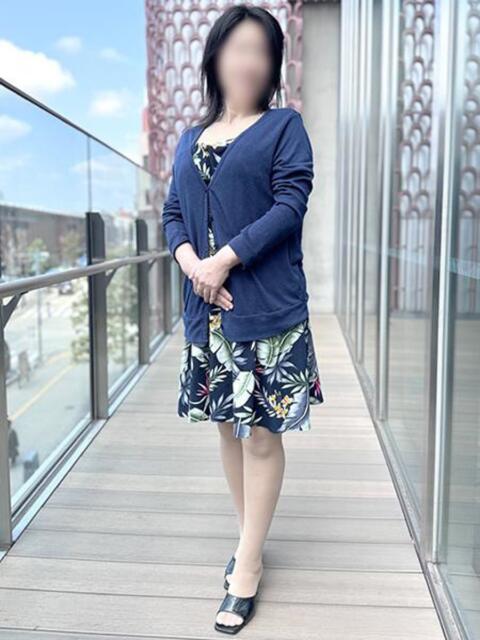 まや 新宿・新大久保おかあさん（熟女デリヘル）