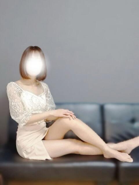 川本なお マダムと紳士（【非風俗】メンズエステ）