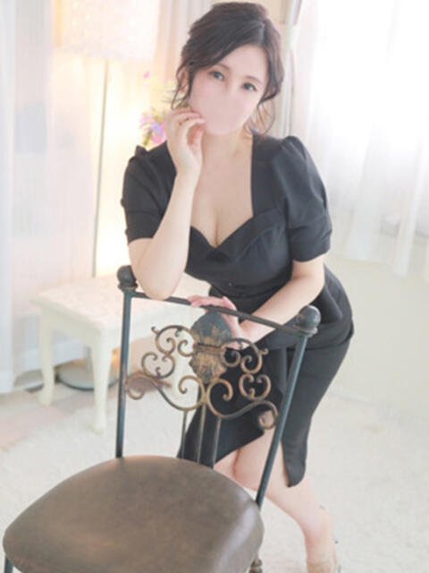 片岡 十恋人～トレンド～（人妻系デリヘル）