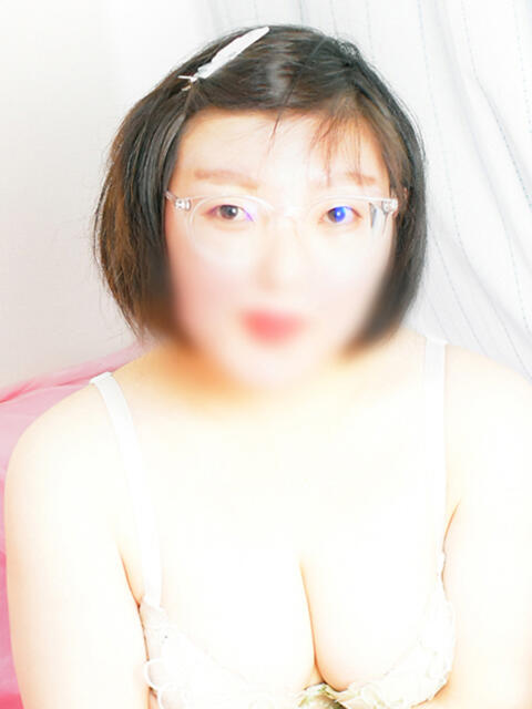 りのか ぽっちゃり巨乳素人専門横浜関内伊勢佐木町ちゃんこ（巨乳・ぽちゃ専門デリヘル）