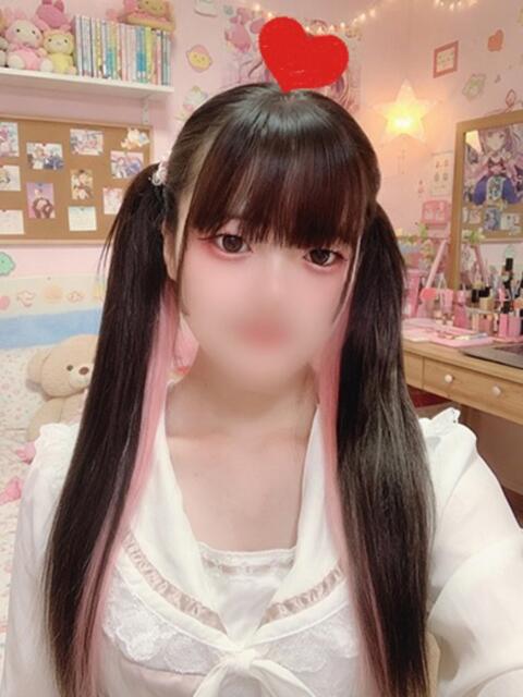 ぴの♡可愛さ満点ロリ系美少女♡ 即生専門店ゴッドパイ(デリヘル)