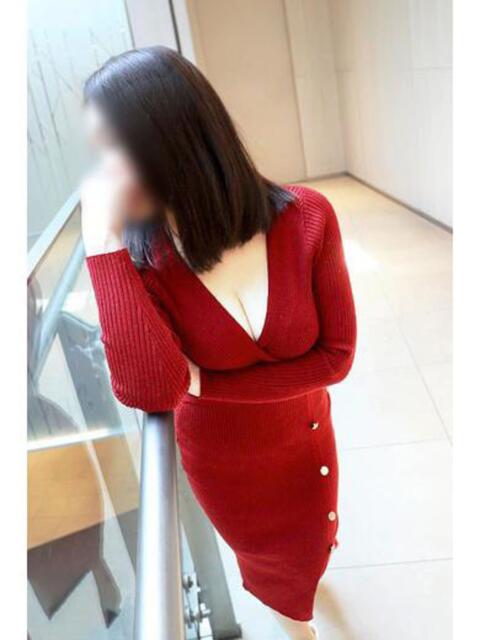 まき 逢って30秒で即尺（人妻・熟女待ち合わせデリヘル）