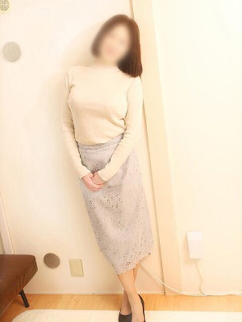 しずか 完熟ばなな 立川（熟女系デリヘル）