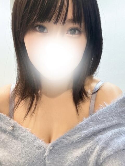 兎リカ #生が大好き！職業、女子大生。（デリヘル）