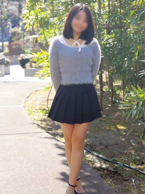 吉田なぎさ 渋谷ミルク（派遣型オナクラ(手コキ)）