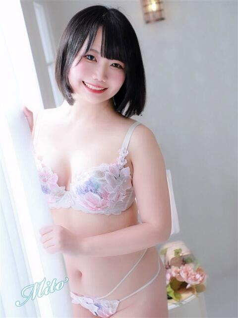 みと 西船人妻花壇（人妻デリヘル）