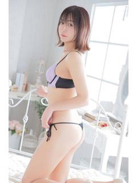 佐倉みずほ ニューハーフヘルス シーメールレジェンド 新宿 歌舞伎町店（ニューハーフデリへル）