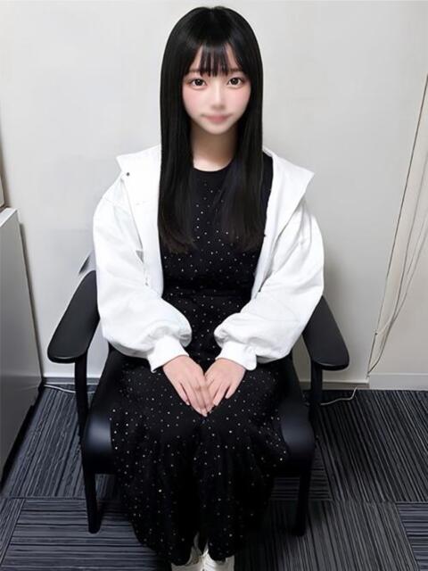 うらら☆清楚系美人OL☆ ハイクラスド素人倶楽部（デリヘル）