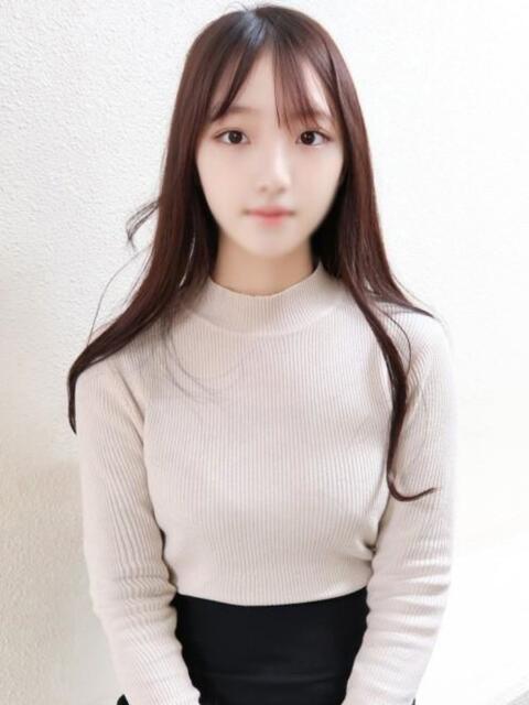 みか☆緊張しまくり18才☆ ハイクラスド素人倶楽部（デリヘル）