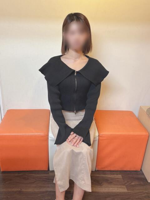 えみ ビギナーズ東京（オナクラ）