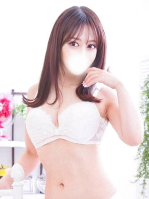 鶴岡ゆっこ 池袋㊙エステ～フル勃起～（派遣型エステ）