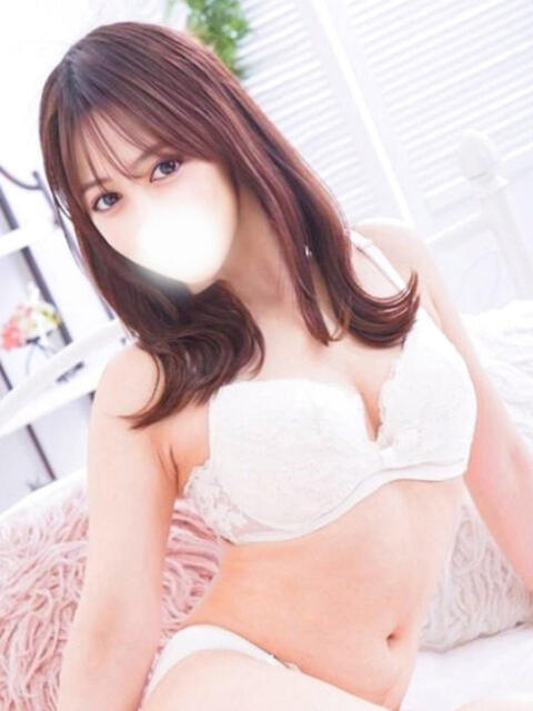 鶴岡ゆっこ 池袋㊙エステ～フル勃起～（派遣型エステ）