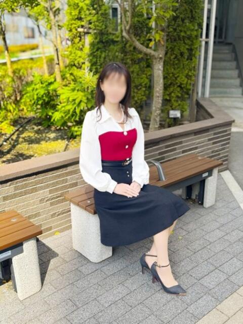 青木 かすみ こあくまな熟女たち 本厚木店(KOAKUMAグループ)（人妻・熟女デリヘル）