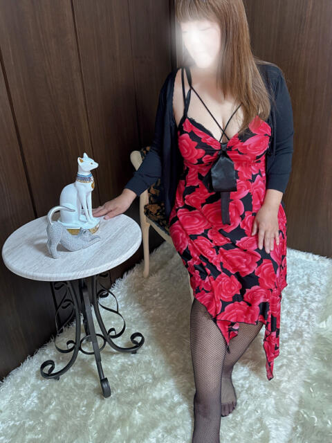 珠（たま） ぎんねこ（熟女デリヘル）