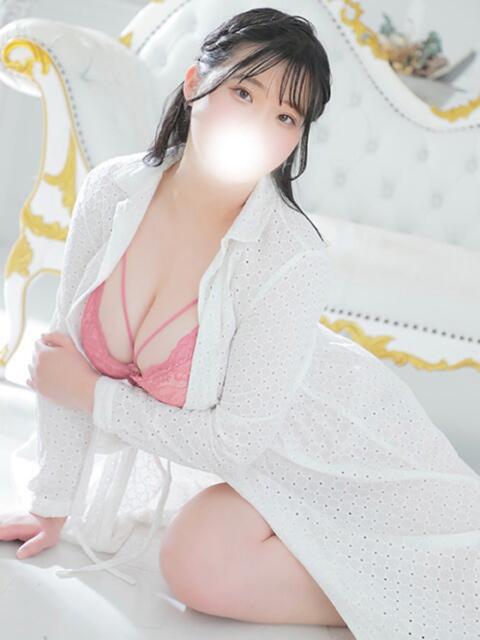 みな 白いぽっちゃりさん（ぽっちゃり専門ホテヘル）