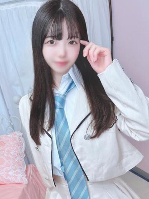 まゆゆ E+アイドルスクール新宿・歌舞伎町店（デリヘル）