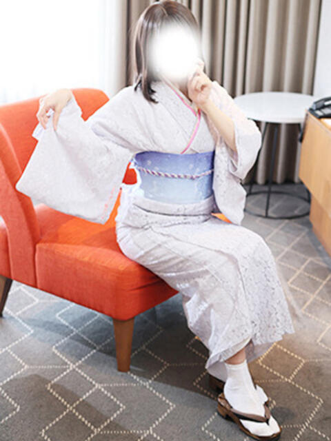 りむ 神戸人妻援護会（人妻デリヘル）