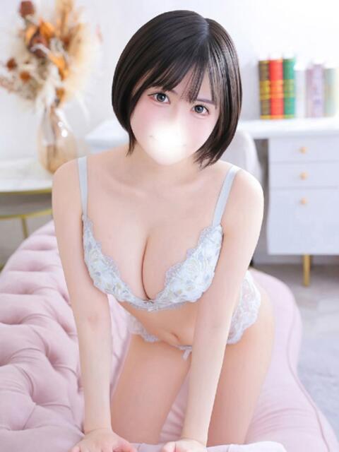 みか★天然Gカップの純白天使★ Chloe五反田本店　S級素人清楚系デリヘル（デリヘル）