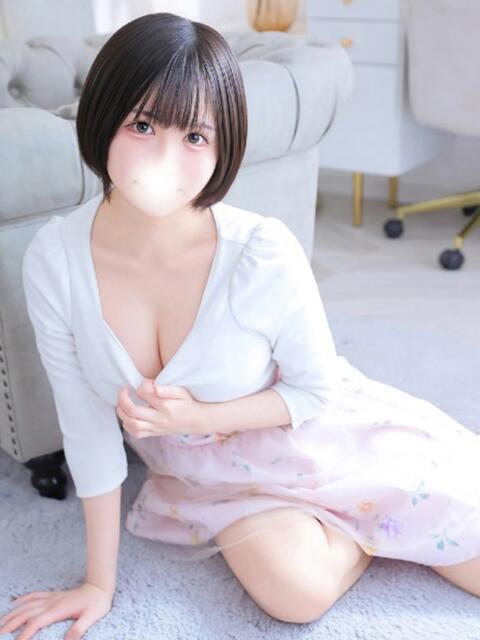 みか★天然Gカップの純白天使★ Chloe五反田本店　S級素人清楚系デリヘル（デリヘル）