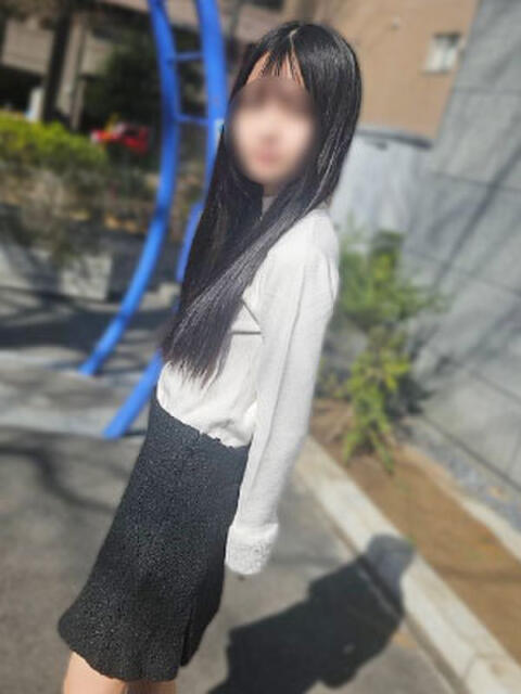 ゆいか かりんと神田(派遣型オナクラ)