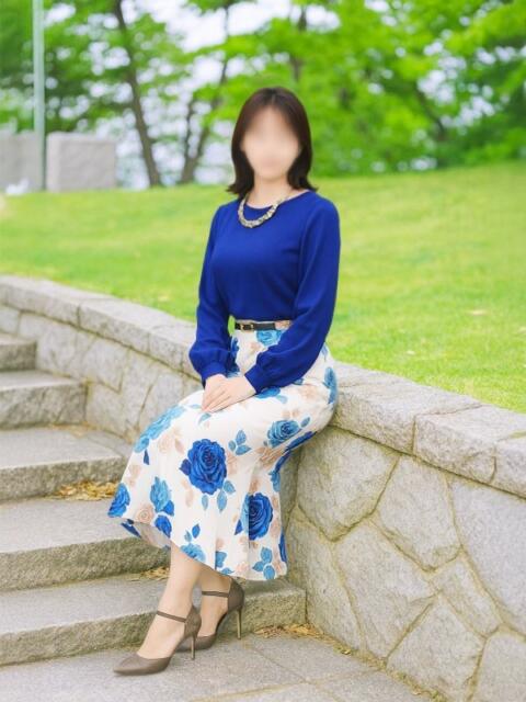 吉岡有紀子 こあくまな熟女たち小倉店（KOAKUMAグループ）（人妻・熟女デリヘル）