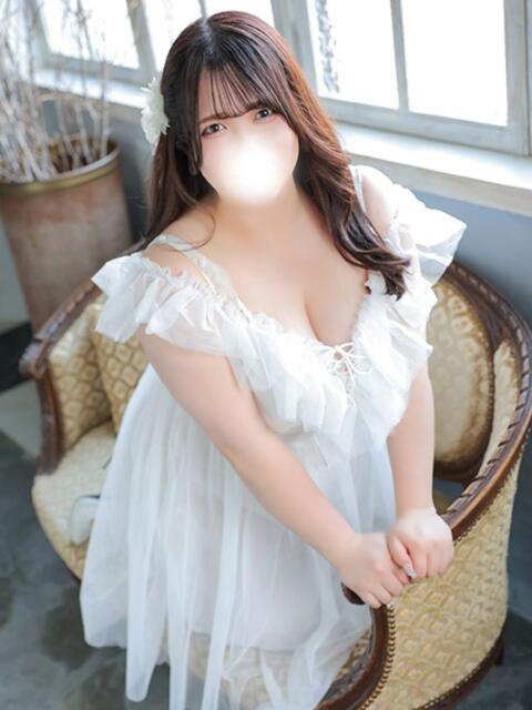 まり 白いぽっちゃりさん（ぽっちゃり専門ホテヘル）