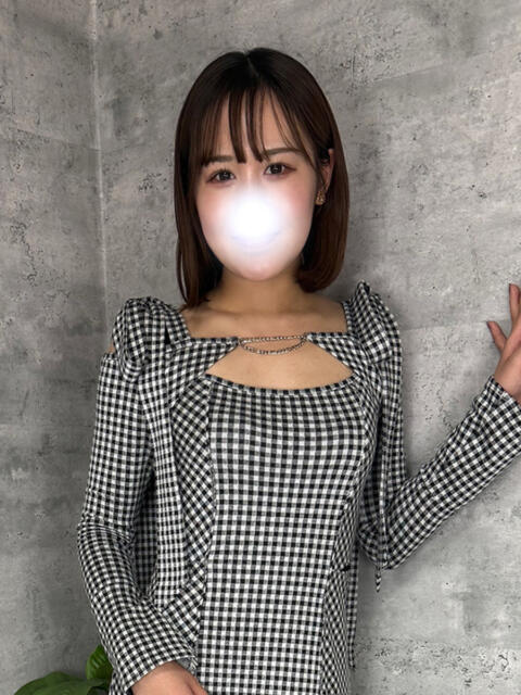 雫(しずく） デザインヴィオラ東京（清楚系素人専門☆高級デリヘル）