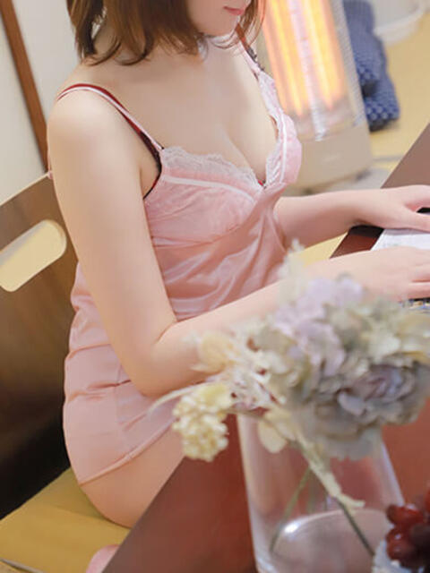 桑原しおり(くわはらしおり) 神戸妻（ソープランド）