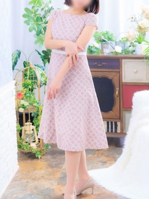 ほのか 奥様電車（駅待ち合わせ型デリヘル）