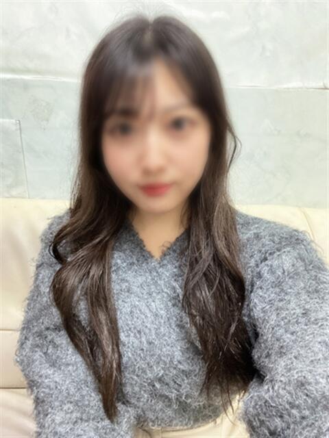 ひな 渋谷くいーんず（素人専門ホテヘル＆デリヘル）