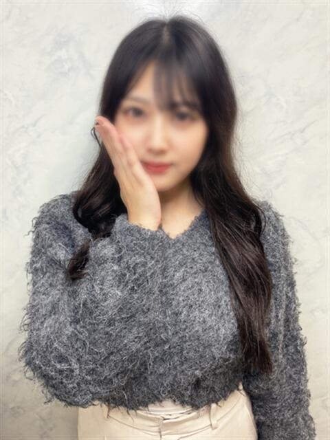 ひな 渋谷くいーんず（素人専門ホテヘル＆デリヘル）