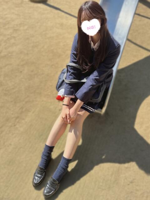 しらゆき 学校帰りの妹に手コキしてもらった件 梅田（派遣型オナクラ（手コキ））