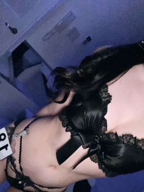 星奈/せいな・極嬢 Platinum Legend(プラチナムレジェンド)（デリヘル）