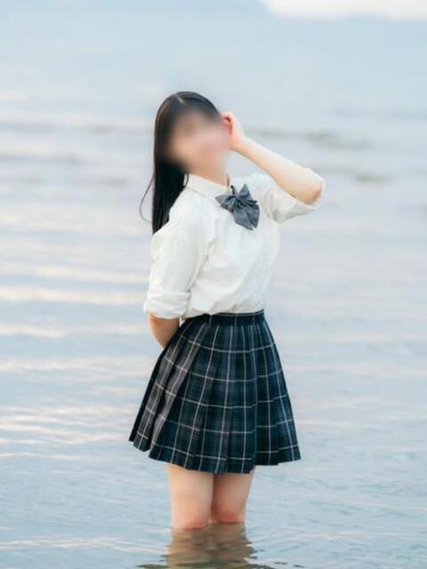美波ゆあ【PREMIUM】 素人専門キラキラ学園（学園系デリヘル）