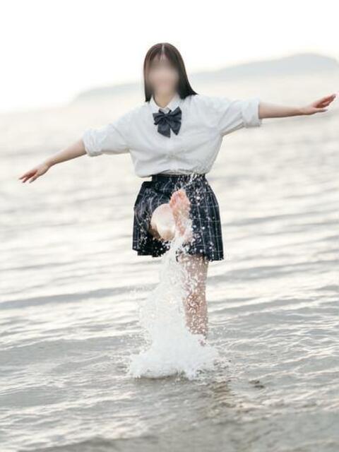 美波ゆあ【PREMIUM】 素人専門キラキラ学園（学園系デリヘル）