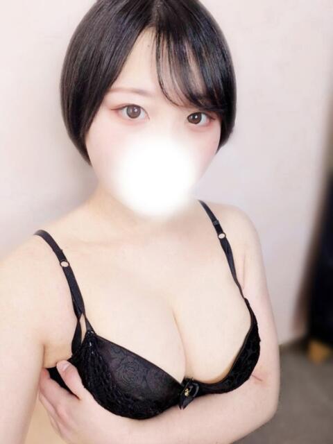 ひとみ 新宿スピン（デリヘル）