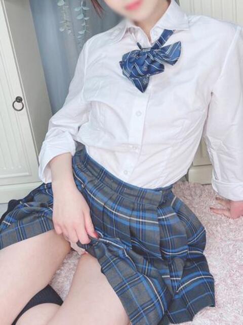 いおり E+アイドルスクール（デリヘル）