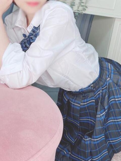 いおり E+アイドルスクール（デリヘル）