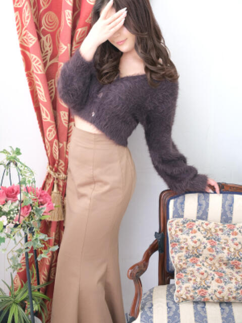 みさき 横浜人妻セレブリティ（ユメオト）（人妻系デリヘル）