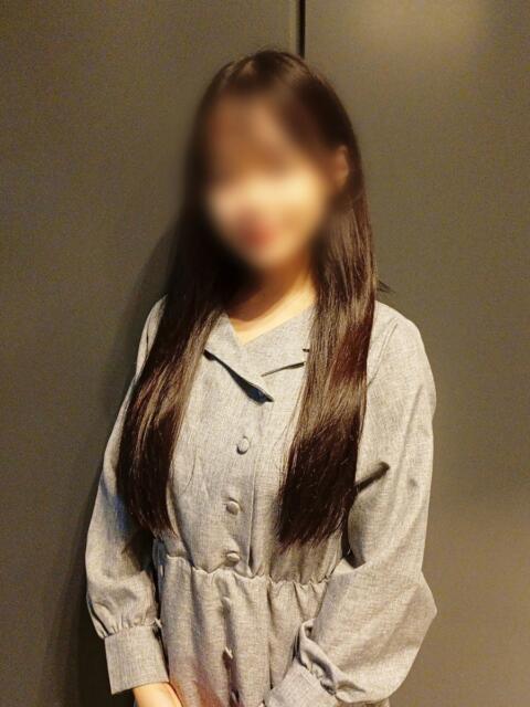 すみれ 手コキ研究会(派遣型オナクラ)