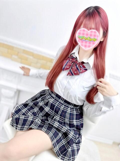 ひな 秋葉原ハンドメイド（派遣型オナクラ）