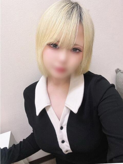 ましろ リアル 日本橋店（ホテヘル＆デリヘル）